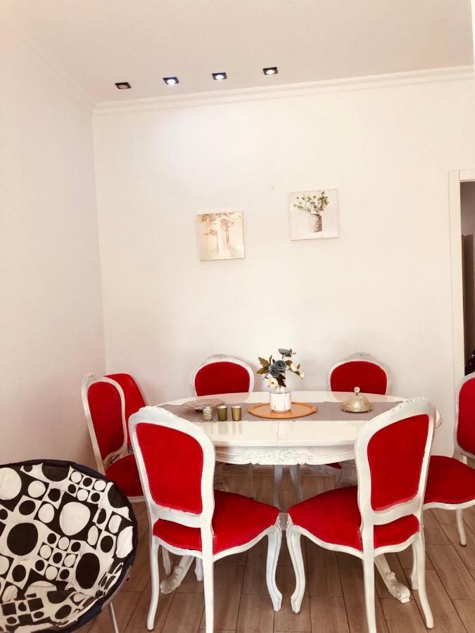 Sweet Apartment In Kutaisi Exteriör bild