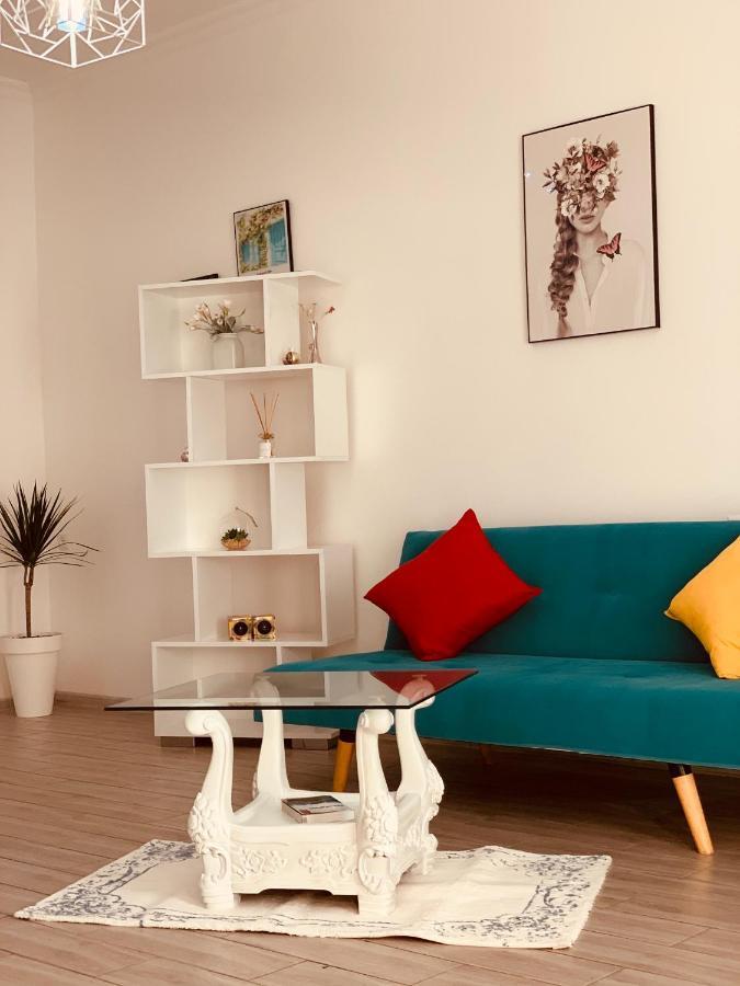 Sweet Apartment In Kutaisi Exteriör bild