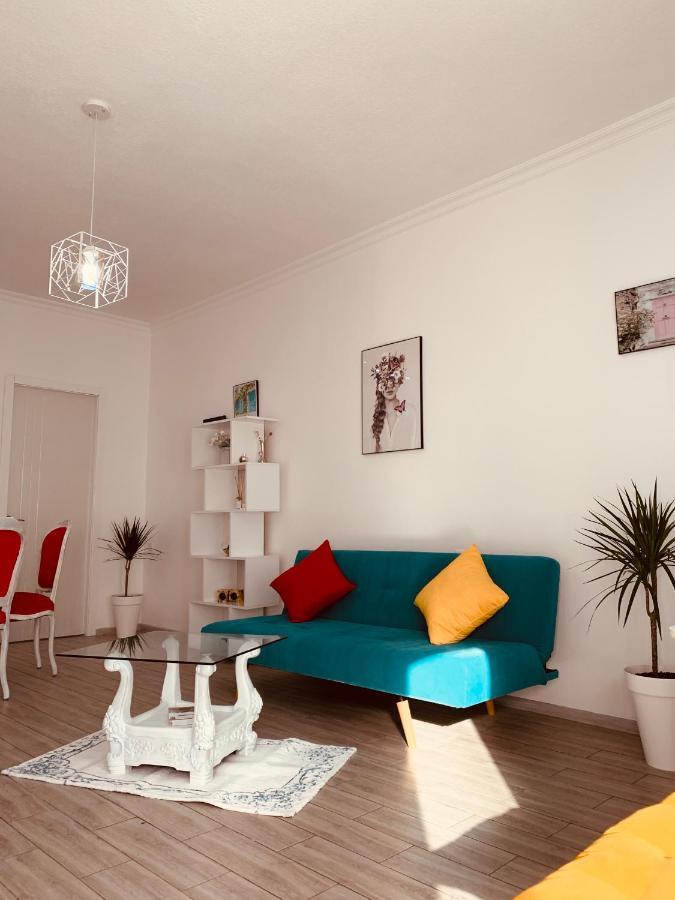 Sweet Apartment In Kutaisi Exteriör bild